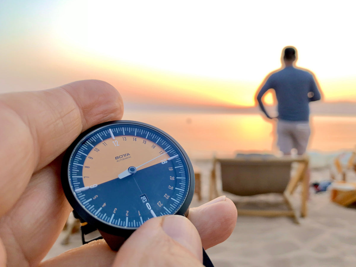 Die UNO 24: Wenn die Uhr dem Sonnenstand folgt