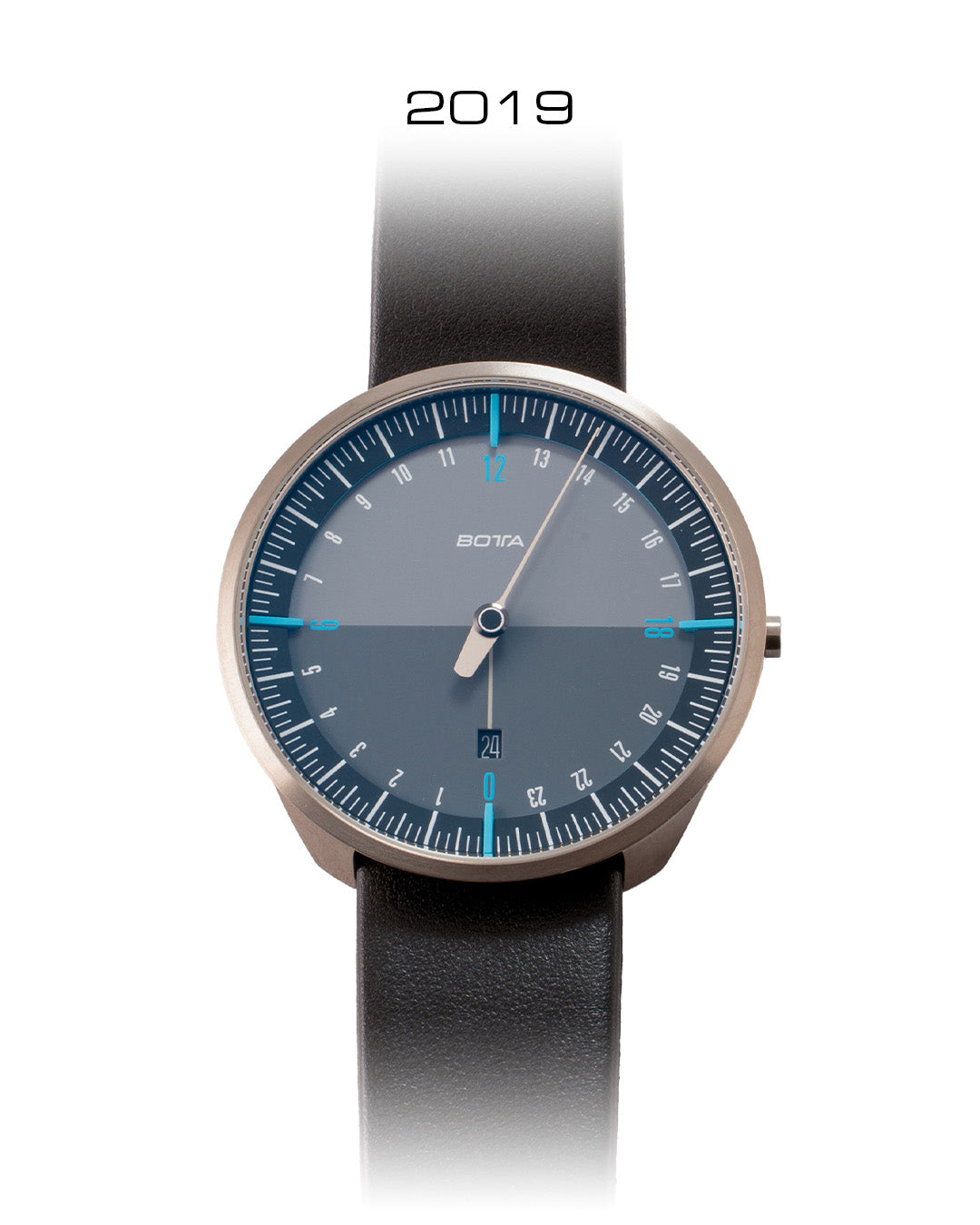 Introduction 45 mm Tri-Titanium case